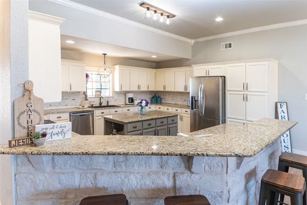 Interior, Kitchen, Pendant Lights, Recessed Lighting, Stainless Steel Appliances