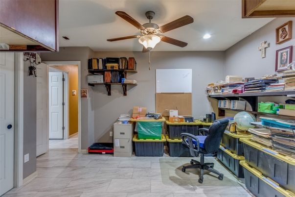 Home Office, Interior, Marble, Recessed Lighting