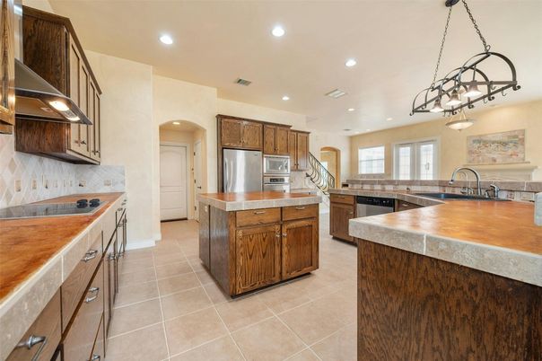 Interior, Kitchen, Pendant Lights, Recessed Lighting, Stainless Steel Appliances