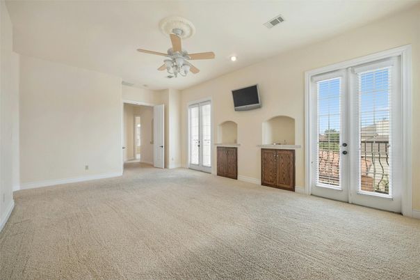Empty room, Interior, Recessed Lighting