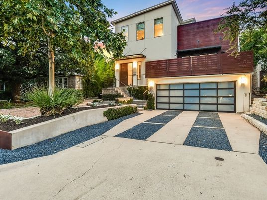 Attached, Exterior, Facade, Modern
