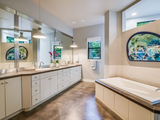 Bathroom, Dual Sink Vanities, Interior, Pendant Lights, Recessed Lighting