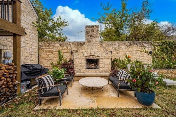 Exterior, Fireplace