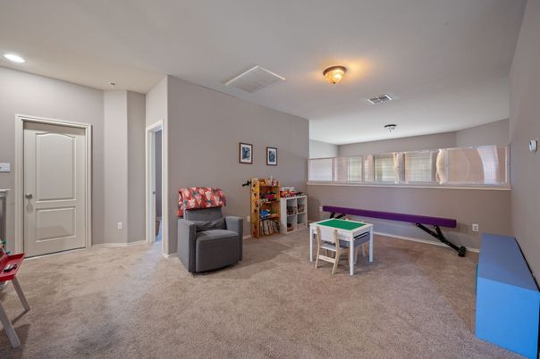 Game Room, Interior, Recessed Lighting