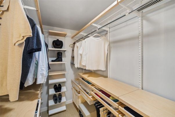 Interior, Walk-in Closets, Wood Texture Flooring