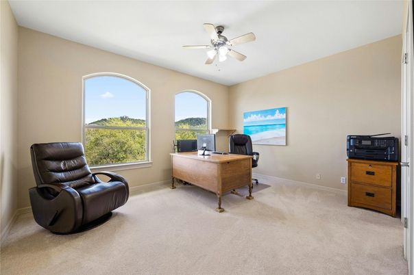 Home Office, Interior
