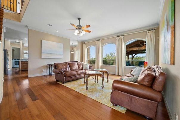 Interior, Living room, Recessed Lighting, Wood Texture Flooring