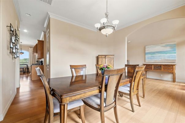 Chandelier, Dining room, Interior, Recessed Lighting, Wood Texture Flooring