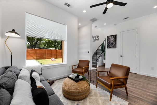 Interior, Living room, Recessed Lighting, Wood Texture Flooring
