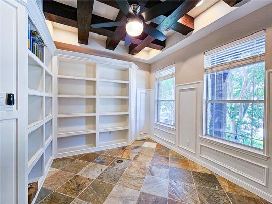 Empty room, Interior, Recessed Lighting, Wooden Beams