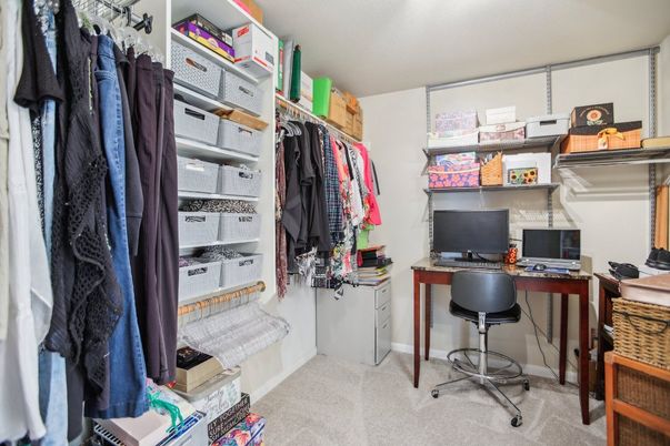 Home Office, Interior, Walk-in Closets