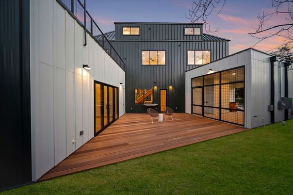 Backyard, Exterior