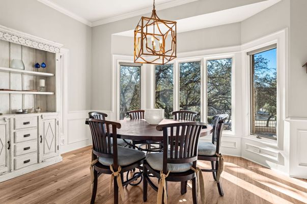 Chandelier, Dining room, Interior, Pendant Lights, Wood Texture Flooring