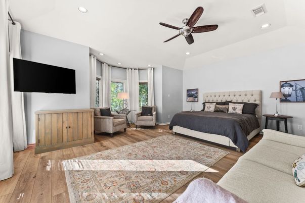 Bedroom, Interior, Recessed Lighting, Wood Texture Flooring