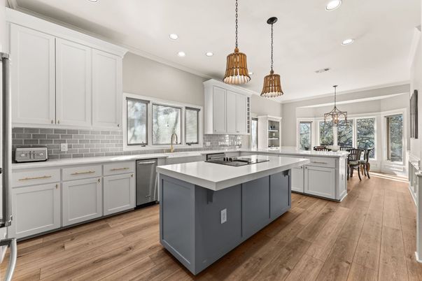 Dining room, Interior, Kitchen, Pendant Lights, Recessed Lighting, Stainless Steel Appliances, Wood Texture Flooring