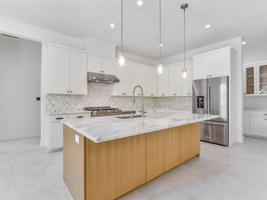 Interior, Kitchen, Pendant Lights, Recessed Lighting, Stainless Steel Appliances