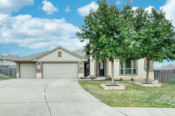 Attached, Exterior, Facade, Brick Facade, Ranch