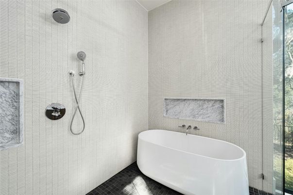 Bathroom, Free Standing Baths, Interior