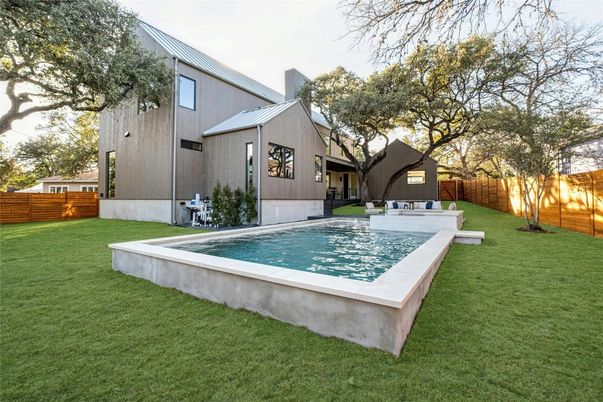 Backyard, Exterior, Pool