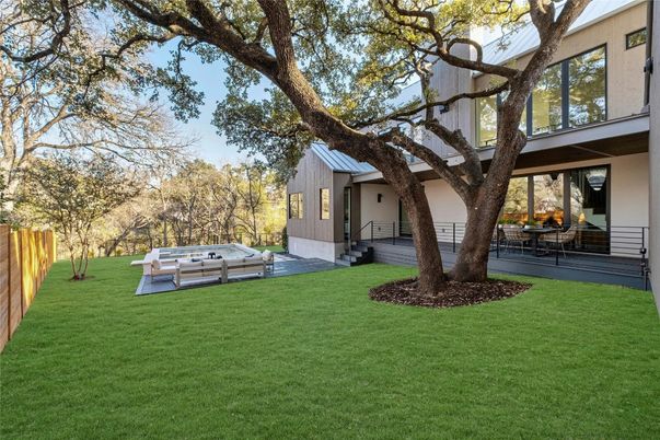 Backyard, Exterior, Hot Tub