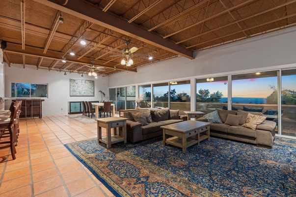 Dining room, Interior, Living room, Water, Wooden Beams, Wooden Ceilings