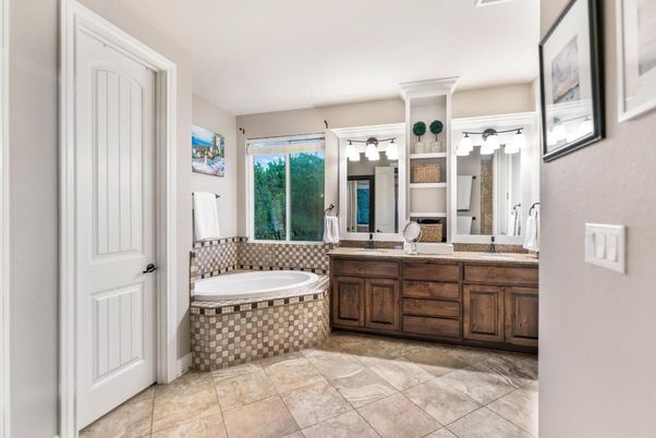 Bathroom, Dual Sink Vanities, Interior