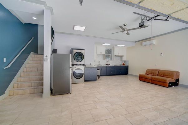 Interior, Recessed Lighting, Washer