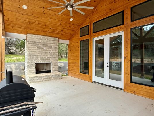 Exterior, Fireplace