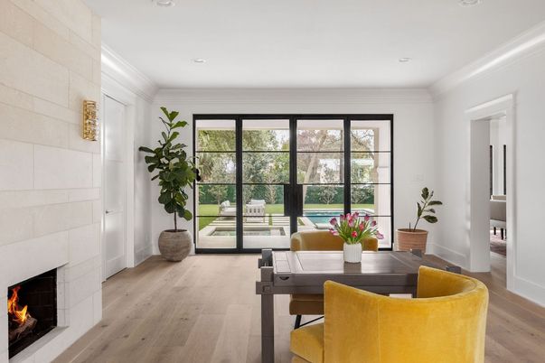 Dining room, Fireplace, Interior, Recessed Lighting, Wood Texture Flooring