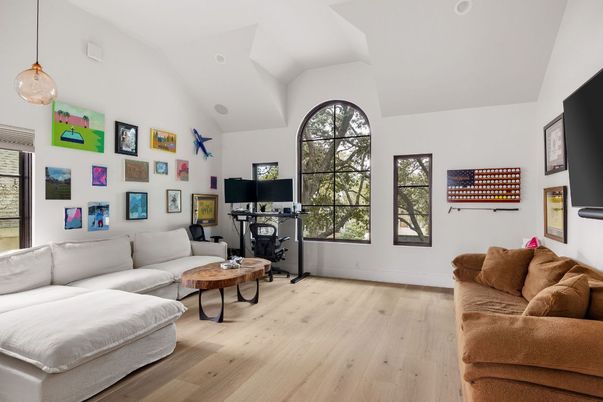 Home Office, Interior, Living room, Pendant Lights, Recessed Lighting, Wood Texture Flooring