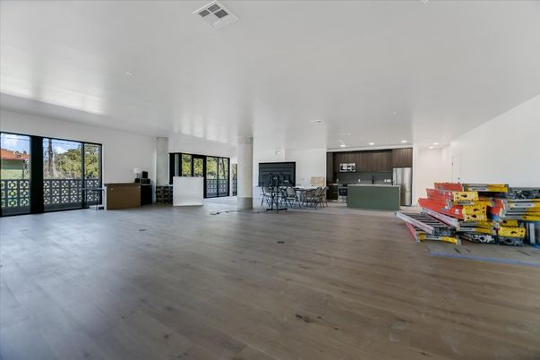 Dining room, Interior, Kitchen, Recessed Lighting, Wood Texture Flooring