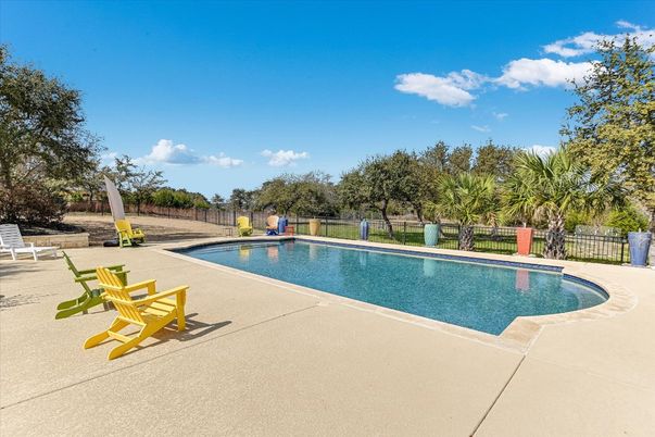Exterior, Playground, Pool