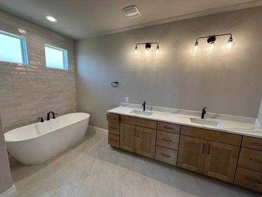 Bathroom, Dual Sink Vanities, Free Standing Baths, Interior, Recessed Lighting