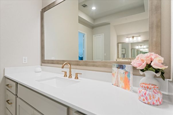 Bathroom, Interior, Recessed Lighting