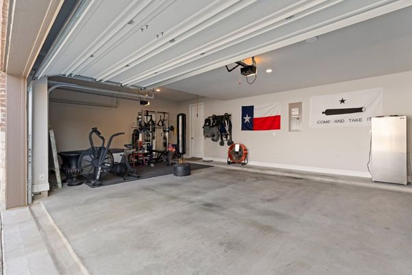 Fitness Equipment, Garage, Interior