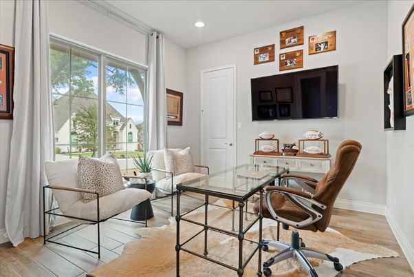 Home Office, Interior, Recessed Lighting, Wood Texture Flooring