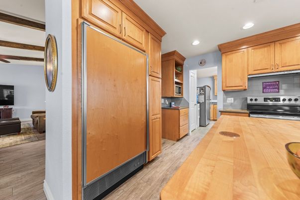 Interior, Kitchen, Recessed Lighting, Wood Texture Flooring