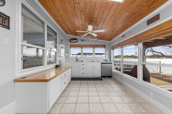 Interior, Kitchen, Wooden Ceilings