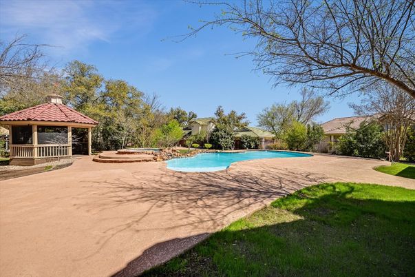 Backyard, Exterior, Pool