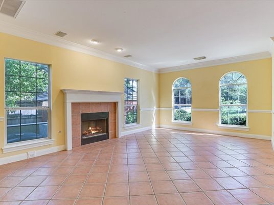 Empty room, Fireplace, Interior, Recessed Lighting