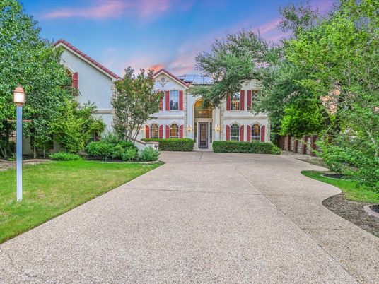 Backyard, Exterior, Facade, French Provincial