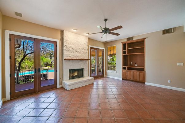 Empty room, Fireplace, Interior, Recessed Lighting