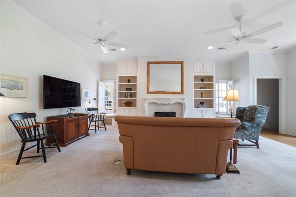 Fireplace, Interior, Living room, Recessed Lighting