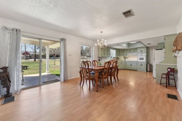 Chandelier, Dining room, Interior, Kitchen, Wood Texture Flooring