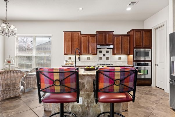 Chandelier, Interior, Kitchen, Recessed Lighting, Stainless Steel Appliances