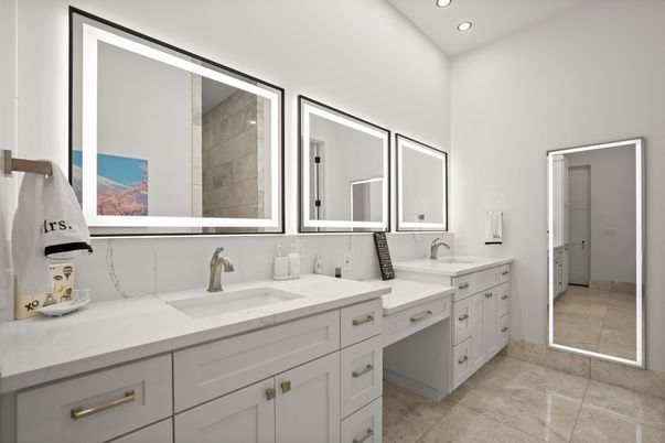 Bathroom, Dual Sink Vanities, Interior, Recessed Lighting