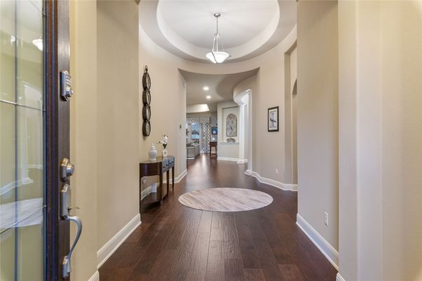 Interior, Pendant Lights, Recessed Lighting, Wood Texture Flooring