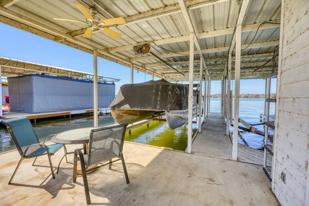 Exterior, Water