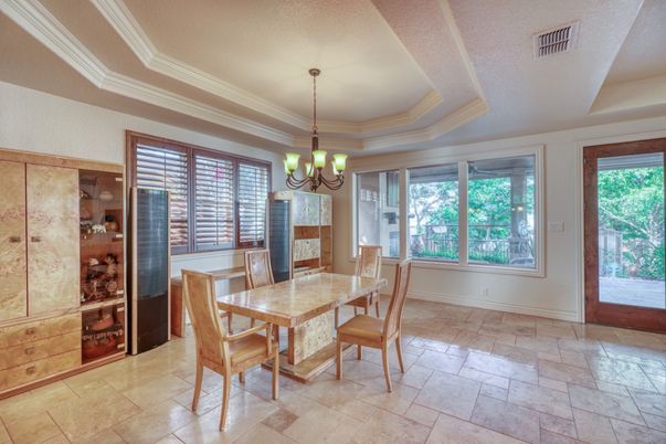Chandelier, Dining room, Interior