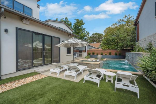 Backyard, Exterior, Pool